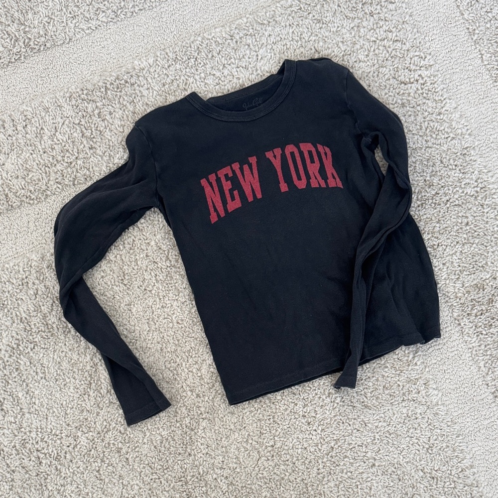 Brandy Melville Black Tee with Red 'NEW YORK' Print